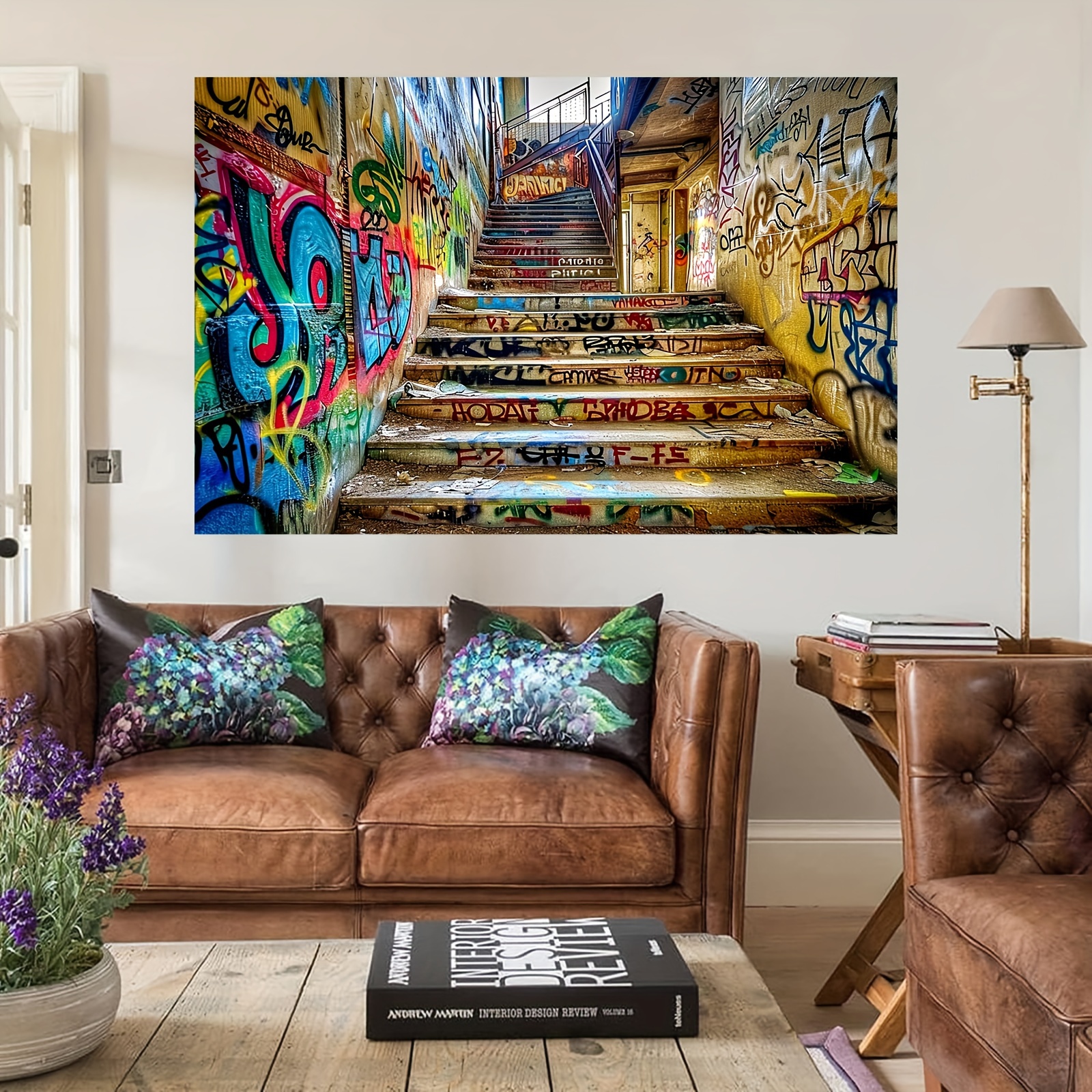 Vibrant urban street graffiti  - Street Fashion Events avis et prix