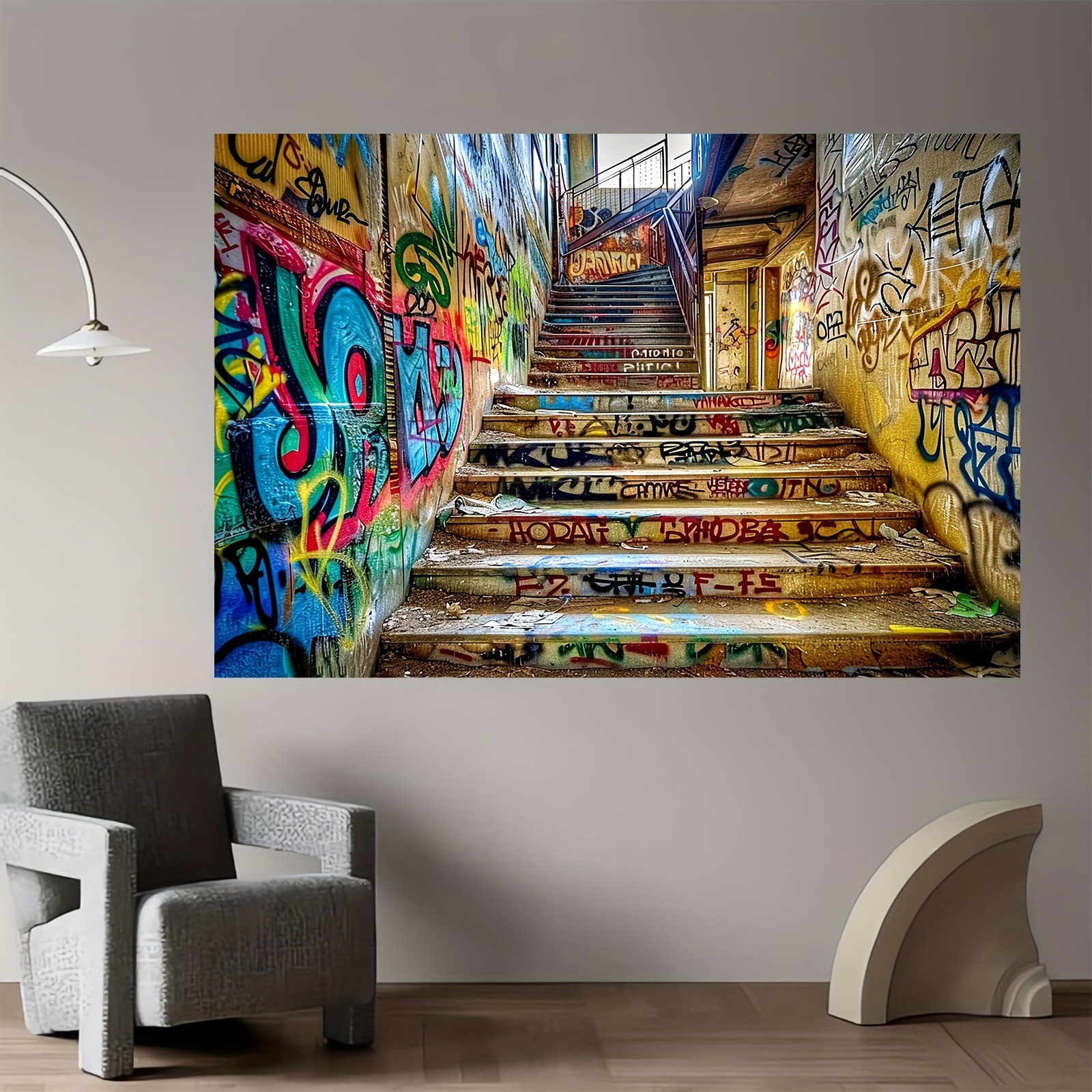 Vibrant urban street graffiti  - Street Fashion Events avis et prix